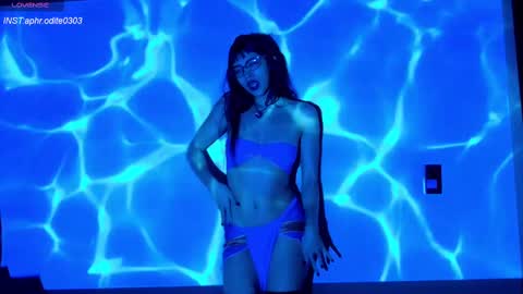 Nicole cam online show from October 3, 10:18 pm