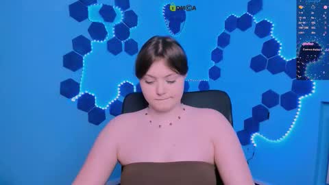 Little Niko  Help me reach my goals online show from December 19, 7:53 pm