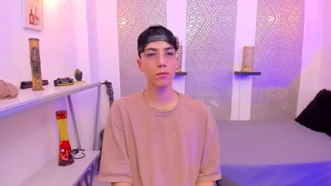    online show from November 12, 4:48 am