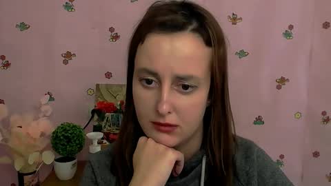 Snapshot of nikolleta_m chatting on October 18, 8:40 am Nikolleta online show from October 18, 8:40 am