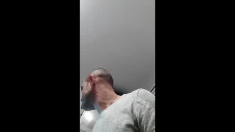 niksdick2121 online show from November 18, 8:45 pm