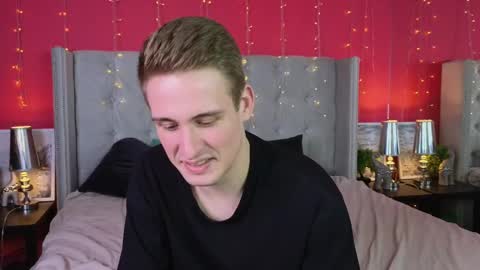 Nick online show from March 10, 9:07 pm