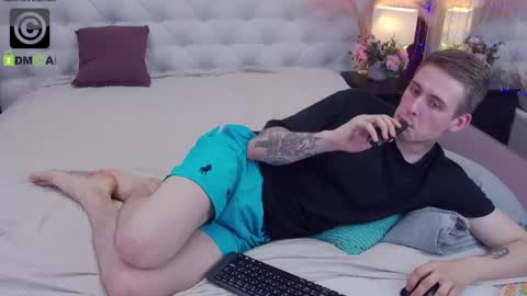 Nick online show from March 11, 3:14 am