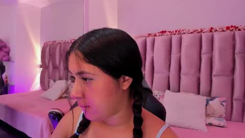 Niky Brooks online show from October 6, 12:12 pm