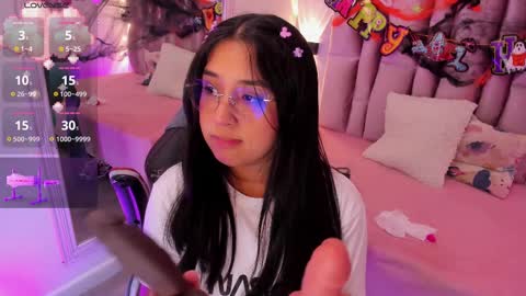 Niky Brooks online show from October 18, 1:26 pm