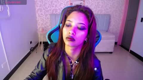 nilia_ch online show from February 14, 8:31 am