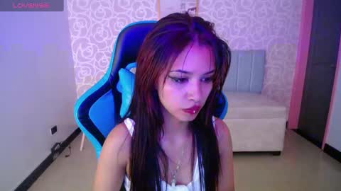 nilia_ch online show from January 24, 1:56 am