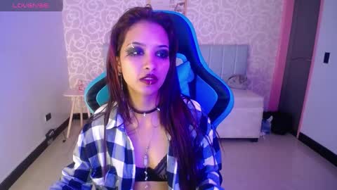 nilia_ch online show from February 1, 4:35 am