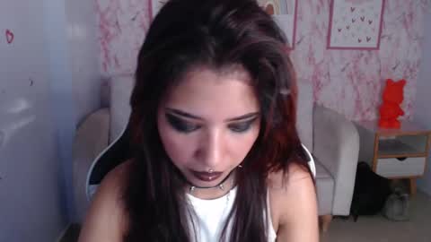 nilia_ch online show from February 23, 11:33 am