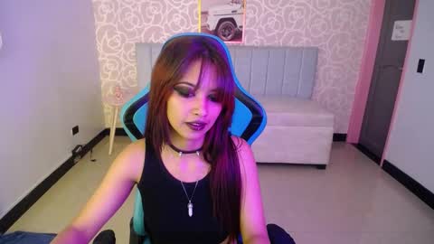 nilia_ch online show from February 20, 10:26 pm