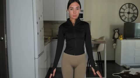 Bella online show from October 17, 11:58 am