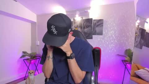 Nils online show from November 11, 2:58 am