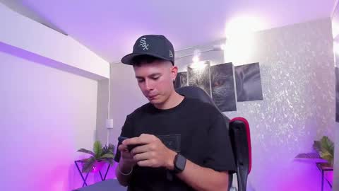 Nils online show from October 23, 4:14 am