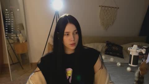 Jennet online show from February 16, 6:39 pm