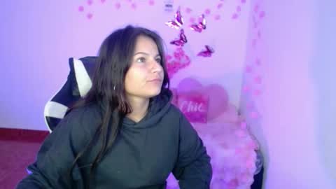 nina__777 online show from December 17, 11:28 am