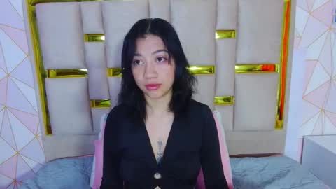 Nina Carther online show from February 3, 10:08 am