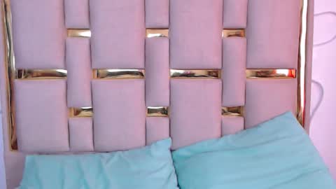 Nina Carther online show from October 17, 12:09 pm