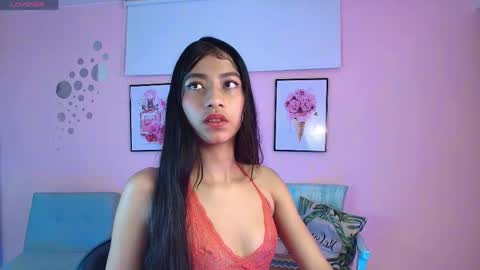 Nina online show from May 14, 7:56 pm