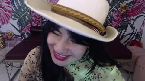 Nina online show from November 4, 8:43 pm