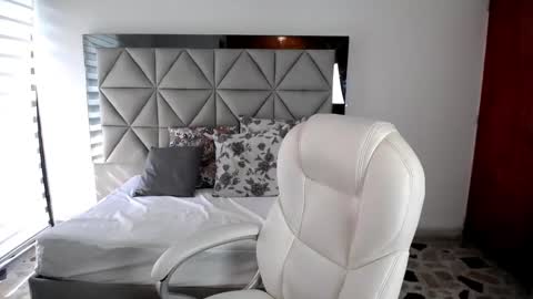 Snapshot of nina_pons chatting on January 23, 8:45 pm Nina online show from January 23, 8:45 pm