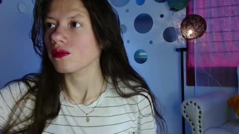 Nina Roser online show from September 22, 12:53 pm