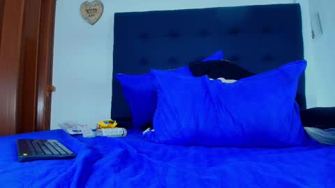 Snapshot of nina_slim_ chatting on September 12, 8:44 pm nina online show from September 12, 8:44 pm