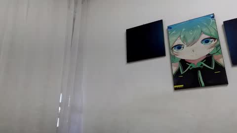 Ninaa fox online show from February 26, 8:04 pm