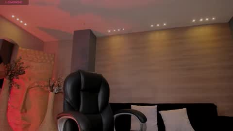 Nina online show from November 6, 4:26 am