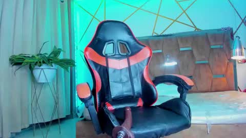 Valentina online show from October 22, 5:43 am