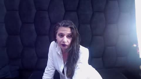 Nina online show from February 27, 3:51 am