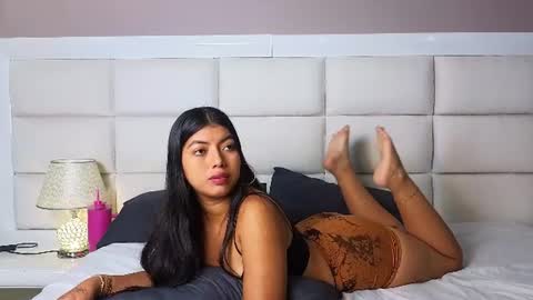 ninaluxx online show from June 9, 2:17 pm