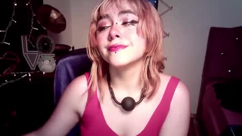 NIina Mon online show from October 24, 4:41 pm