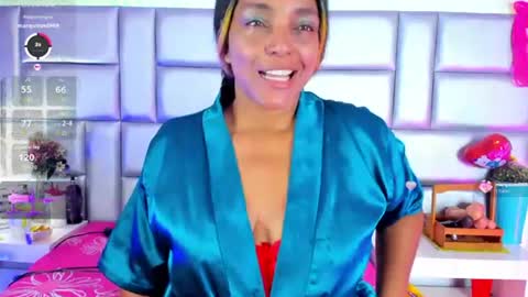 Nicole online show from June 21, 1:39 pm