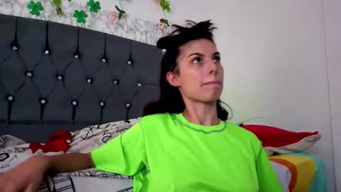 ninasky19 online show from March 25, 6:03 pm