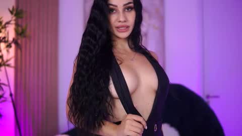 Ninna online show from October 2, 6:39 pm