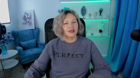 ninastarle online show from September 27, 6:22 am