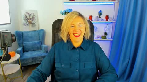 ninastarle online show from October 18, 6:17 am