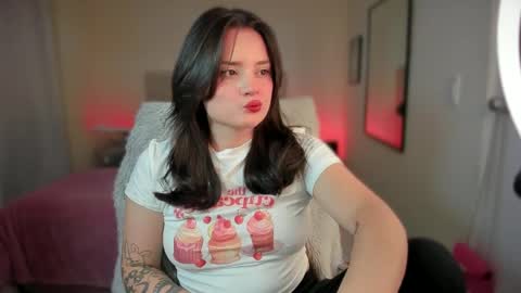 ninavolkov online show from December 1, 11:18 pm