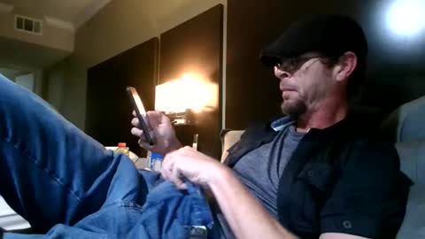 nineinchbronco online show from October 21, 1:38 pm