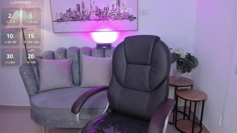 ninna_asppen online show from June 5, 5:57 am