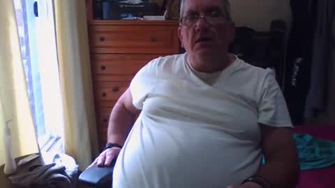 Dennis online show from October 20, 3:39 pm