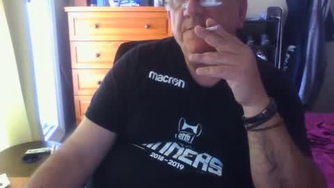 Dennis online show from October 1, 4:39 pm