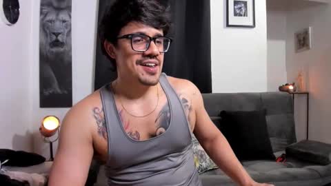 Steven online show from October 26, 12:33 am