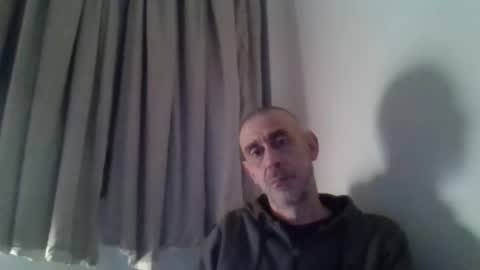 nirevess online show from February 6, 6:56 pm