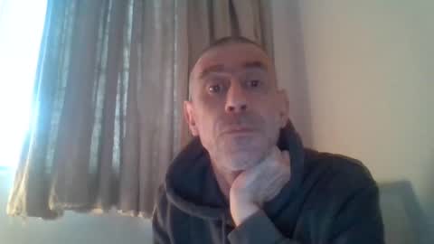 nirevess online show from February 20, 2:57 pm