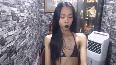 nisha_rose23 online show from May 19, 4:36 pm