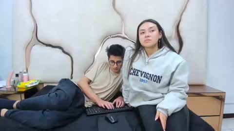 NoaandArez online show from October 14, 5:32 am