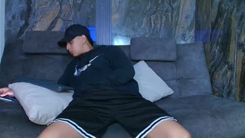 noah_blackk online show from February 23, 1:24 pm