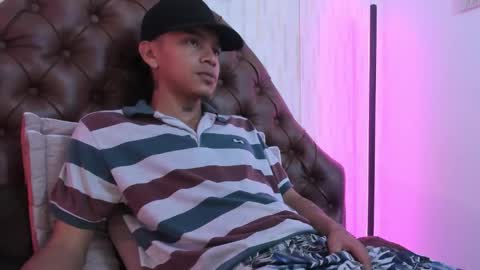 Noah Blake online show from September 25, 3:02 am