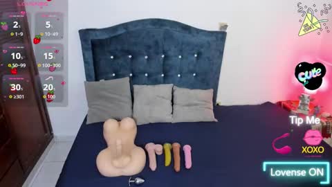 Anna Cherry online show from January 14, 5:04 am